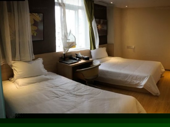 iu Bigger（B格双床间）