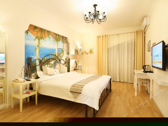 向日葵微笑大床房