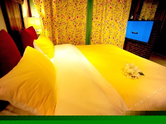 清楼豪华明清特色房