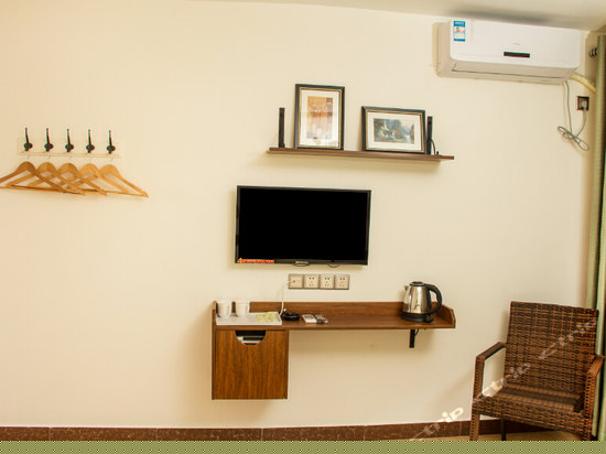 清新山景大床房