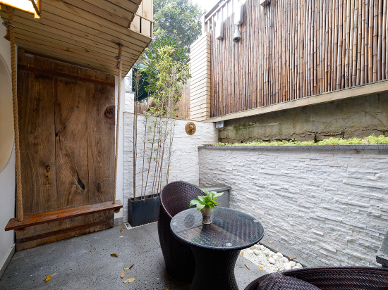 静坤（下沉庭院房）