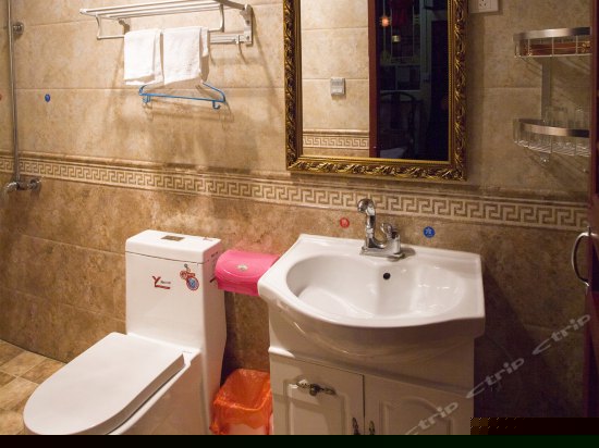 雕梁画栋高级土炕房