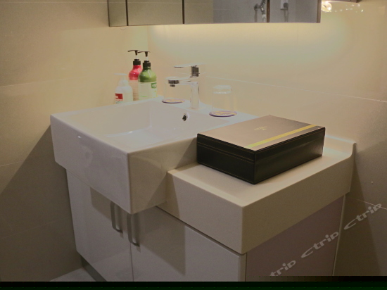 豪华观海大床房