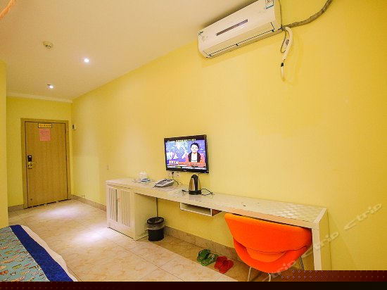 梦幻巴黎主题大床房