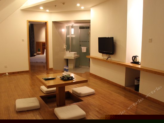 日式套房（无窗）