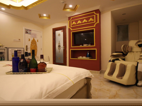 奢华宫廷大床房