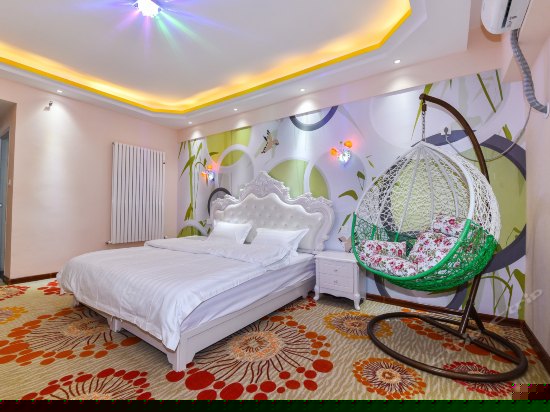 三叶草清新大床房