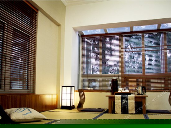 榻榻米全海景双人房