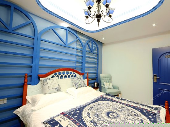 礁石海棠大床房