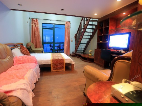 豪华海景小阁楼子母房