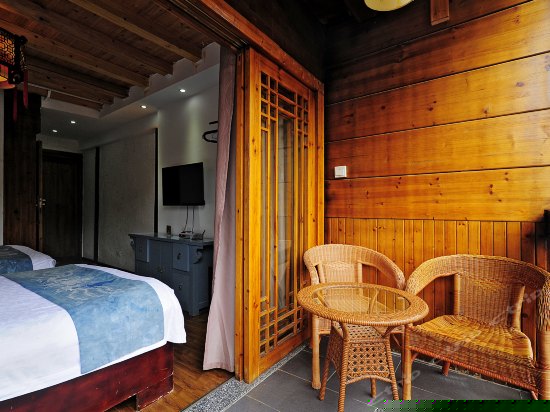 3楼豪华独立观景阳台全景标间