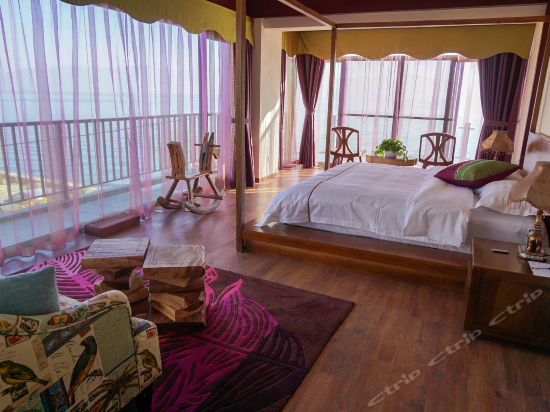 双面海景大床房