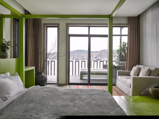 豪华海景大床房