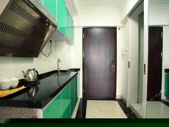 豪华舒适大床房