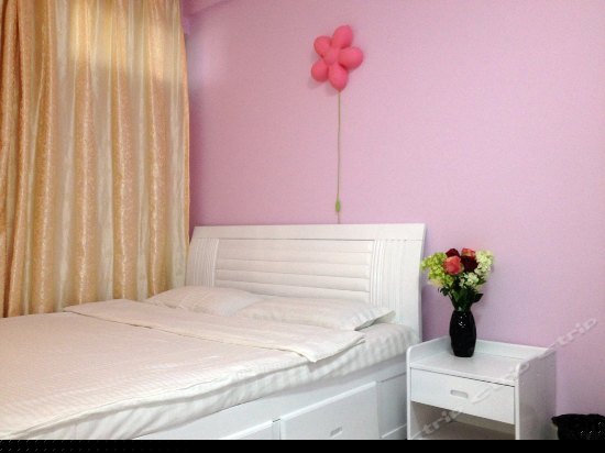 高层园景大床房