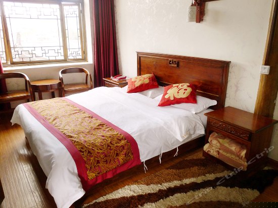 二楼阳光大床房