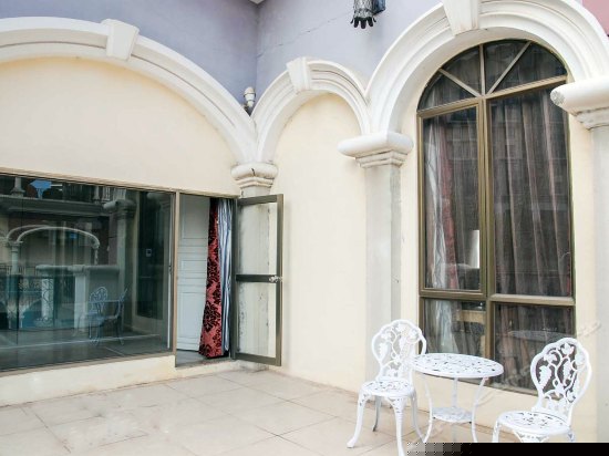 花园阳台单人房