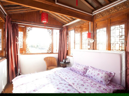 二楼观景大床房