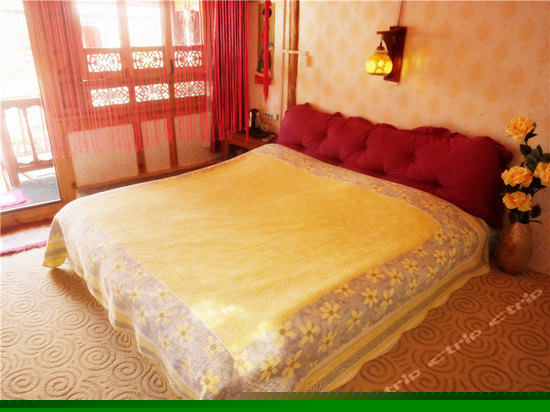 浪漫满屋榻榻米大床房