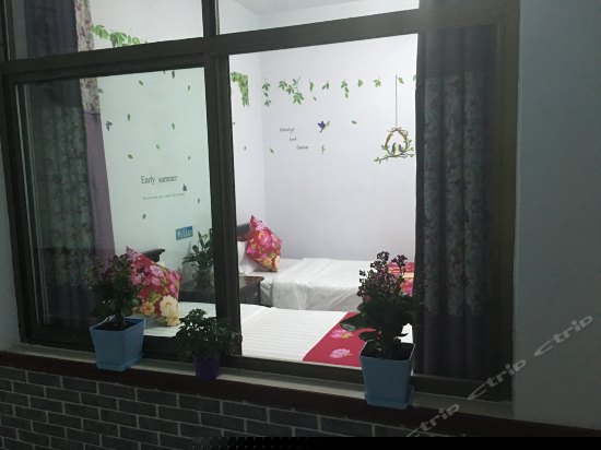 鸟语花香标准间