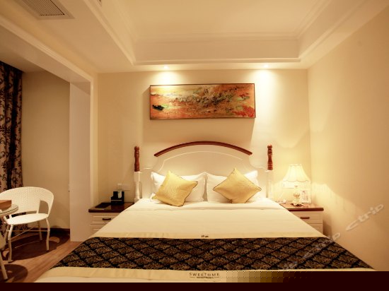 高级商务大床房