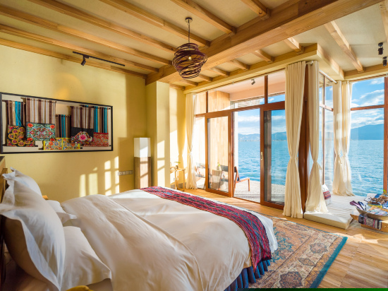 雪思亲水海景套房