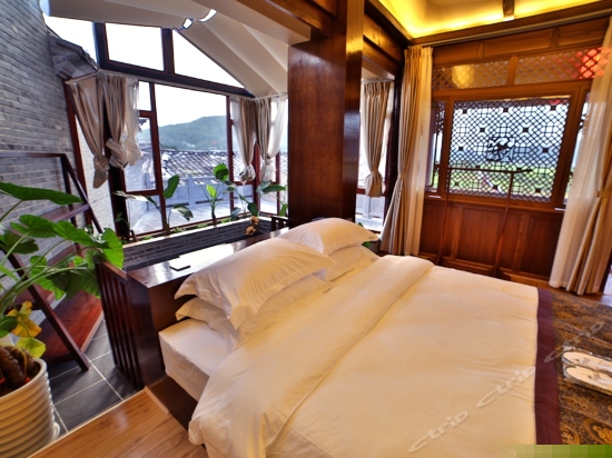 蜜月星空大床房