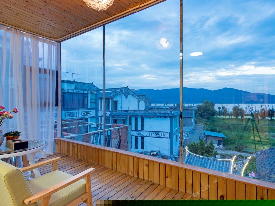 深蓝海景日出房