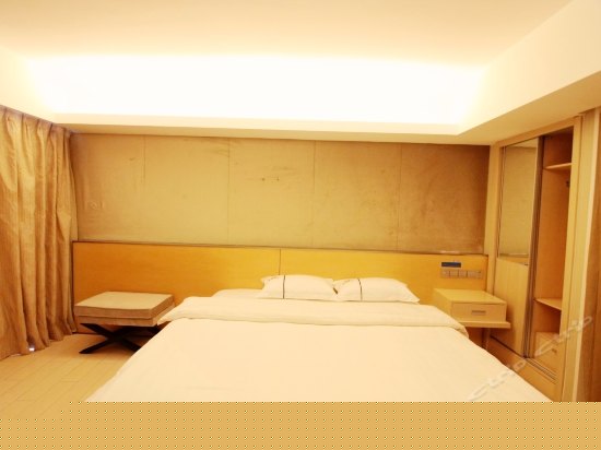 奢华海景大床房