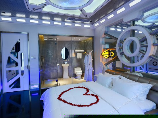 Q15太空舱主题房