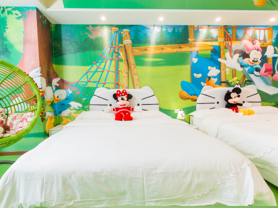 米奇亲子双床房