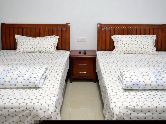 豪华电脑标准房（独卫）