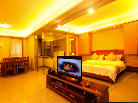 雅致园景1室2厅大床房