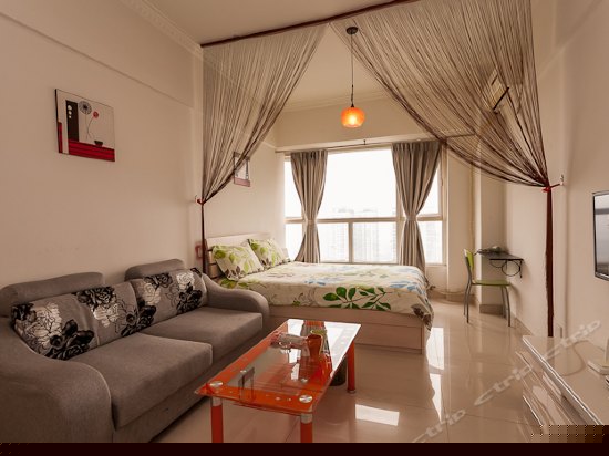 爱系列舒适大床房