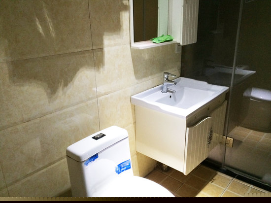 简约主题大床房