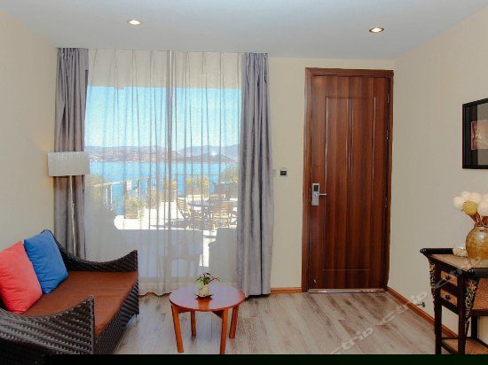 豪华海景大床房