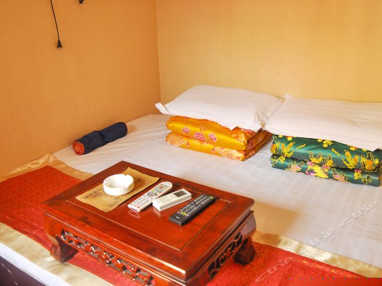 明清豪华土炕房