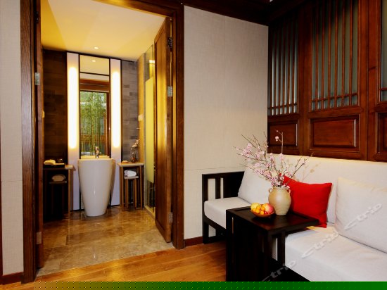 豪华园景大床房