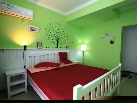 大窗园景大床房