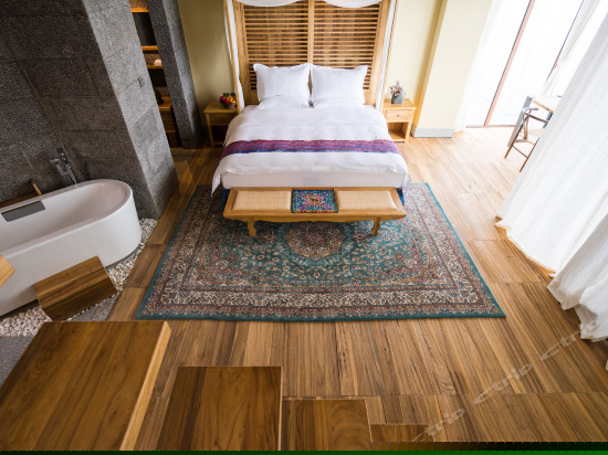 禅修阁全海景复式套房