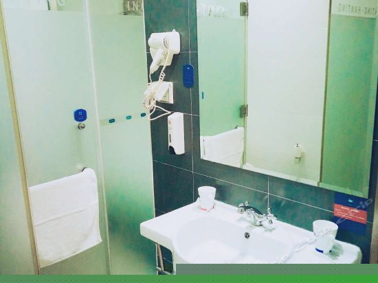 零压高级大床房