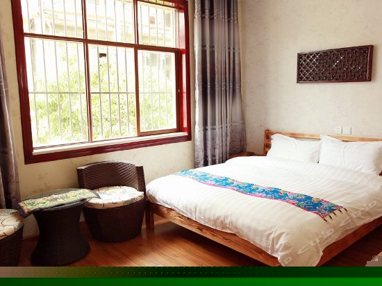 精致大床房（一见钟情）