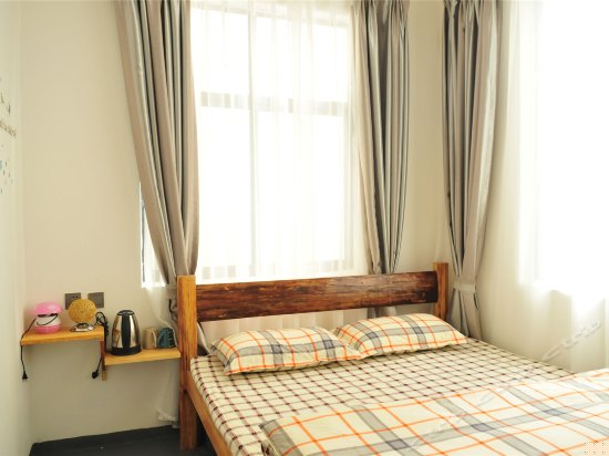 静若繁花大床房