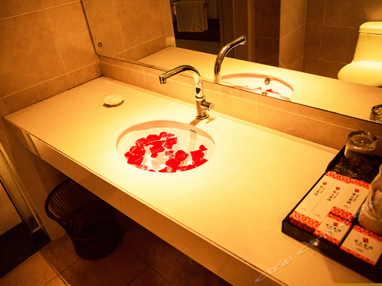 豪华海景蜜月房