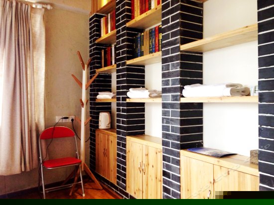 阳光榻榻米大床房