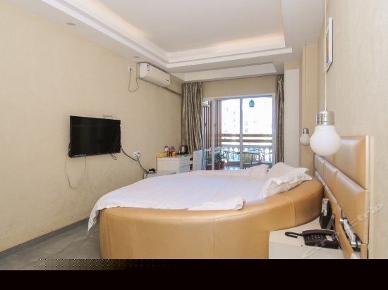 精品蜜月阳台房