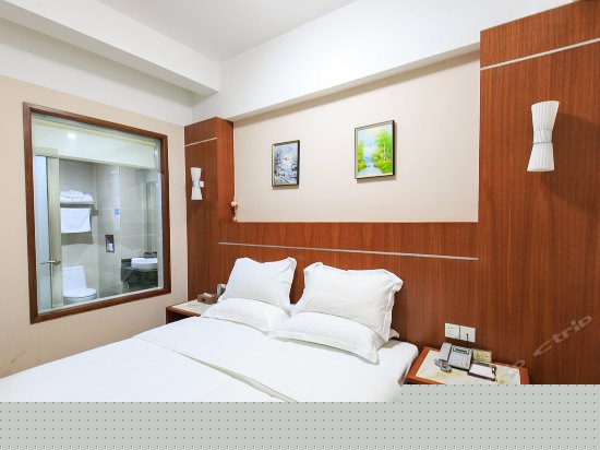 标准大床房(无窗)