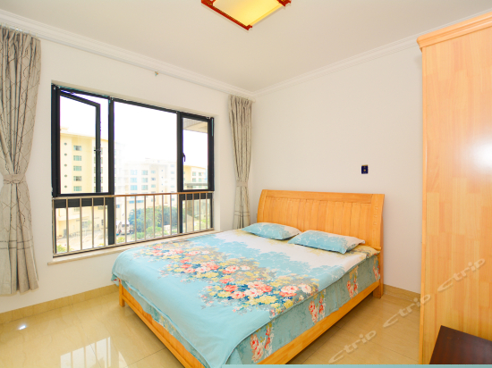 温馨三室一厅套房