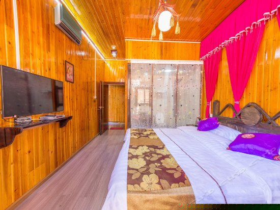 一楼阳光大床房