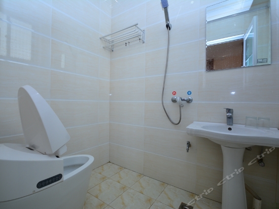 豪华园景大床房（带露台）